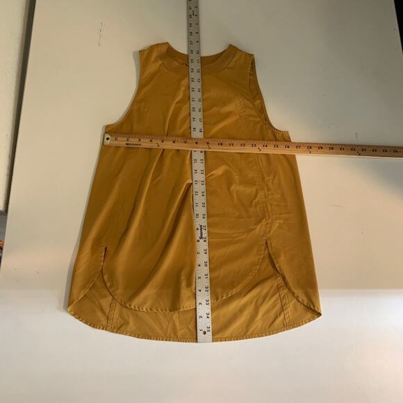 Athleta Tank Top Womens Extra Small Yarrow Zephyr Slit Hem Lightweight Stretch - Picture 5 of 9